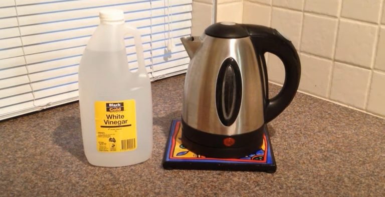 How to clean a tea kettle with vinegar