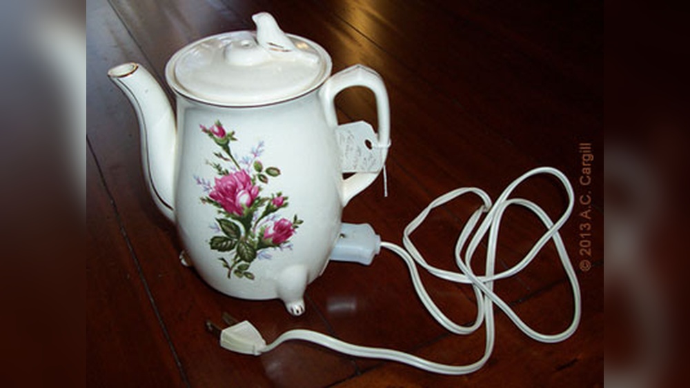 Electric Tea Kettle Vintage
